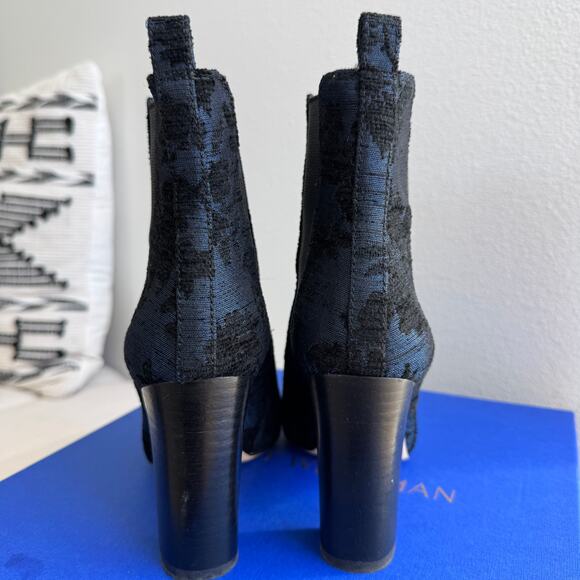 Vince Camuto Britsy Chelsea Floral Brocade Blue Black Ankle Boots Size 7.5 - Picture 2 of 10